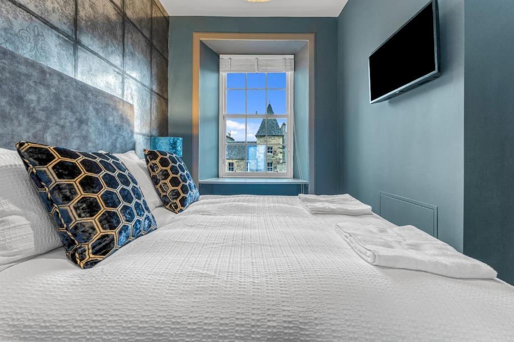 Boutique Modern Royal Mile Apartment Sleeps 4 Edinburgh Exteriér fotografie