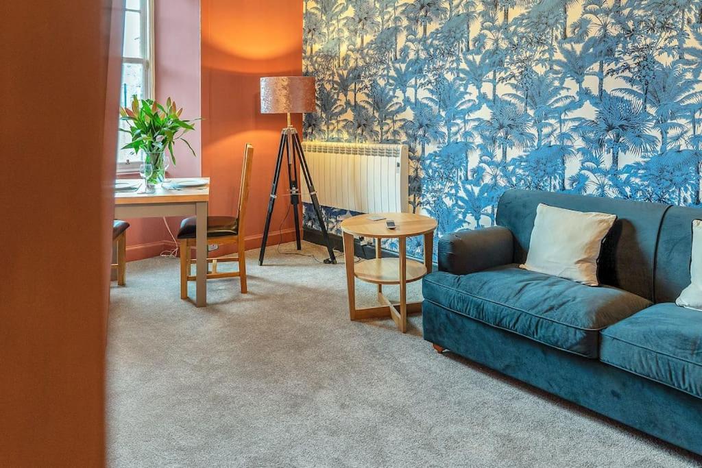 Boutique Modern Royal Mile Apartment Sleeps 4 Edinburgh Exteriér fotografie