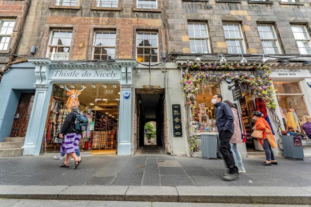 Boutique Modern Royal Mile Apartment Sleeps 4 Edinburgh Exteriér fotografie