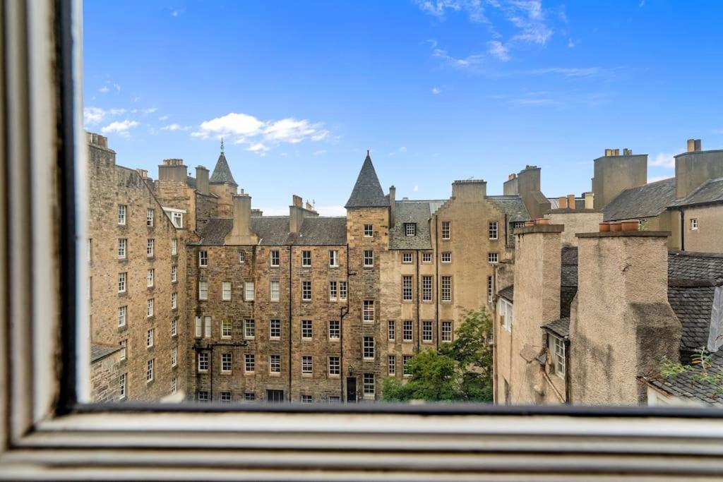Boutique Modern Royal Mile Apartment Sleeps 4 Edinburgh Exteriér fotografie