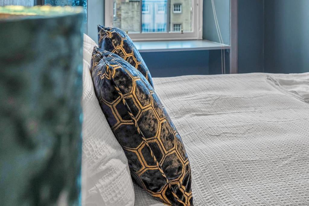 Boutique Modern Royal Mile Apartment Sleeps 4 Edinburgh Exteriér fotografie